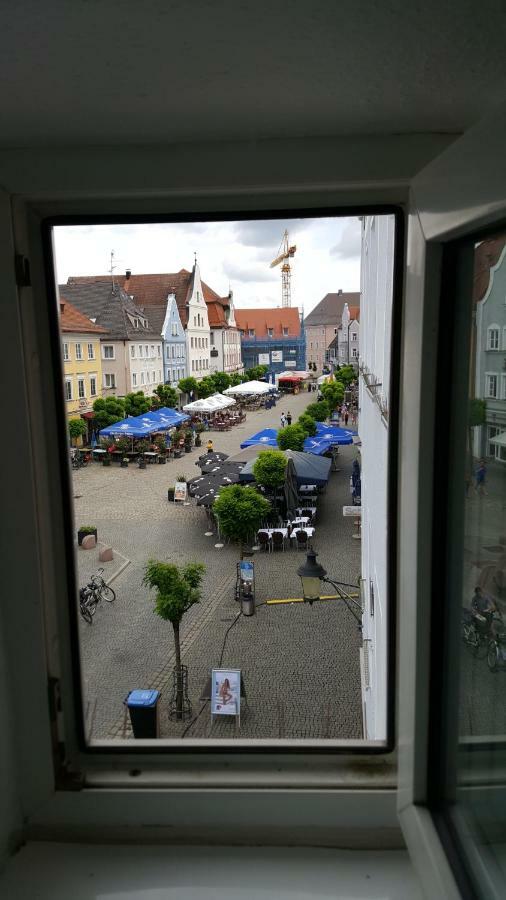 Marktplatz Ferienwohnung Guenzburg Exterior photo